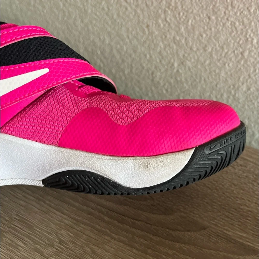 Nike Youth Girl’s Basketball Athletic Hot Pink Sneakers Shoes 3Y Pull On